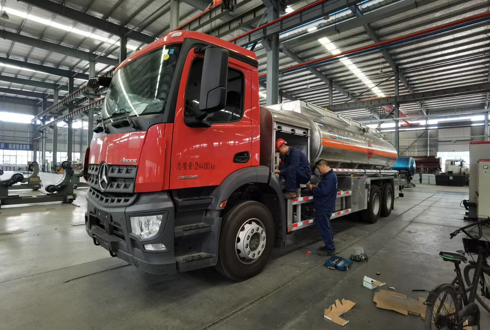 進(jìn)口奔馳運(yùn)油車，科技感完全不輸給S級(jí)！