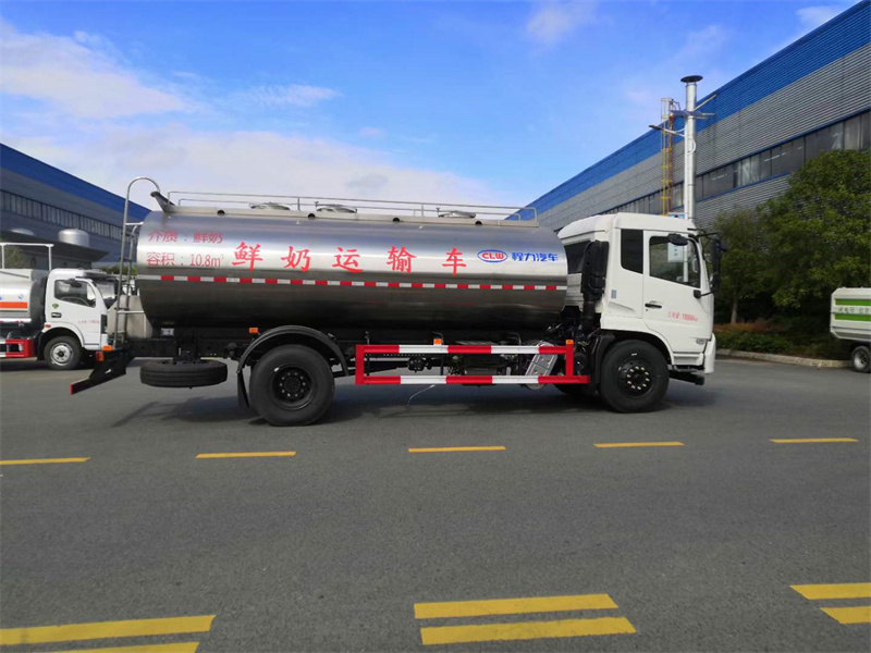 國六天錦11-12噸鮮奶運(yùn)輸車