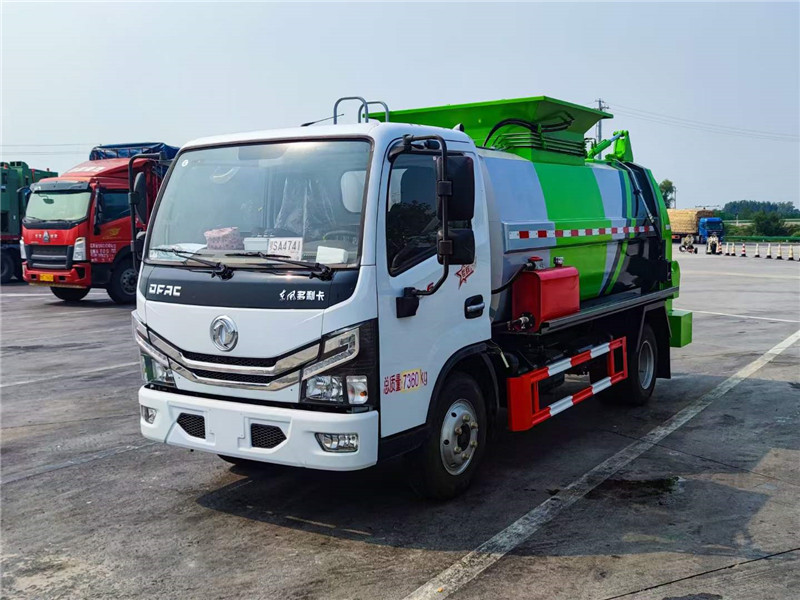 東風(fēng)6方餐廚垃圾車(chē)廠(chǎng)家標(biāo)配